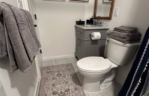 Stony Brook House | Stylish 2BR House Near Stony Brook University and shopping, fully renovated