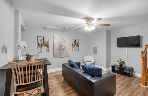 Powelton Village Apartment | Stylish 2br Near Upenn