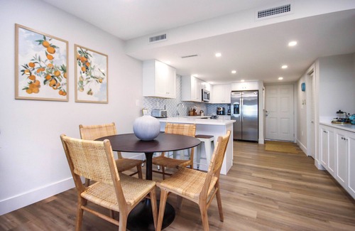 Sanibel Condo | Stylish 2BR Sanibel Condo With Amazing Beach Views - Sandalfoot 5C2