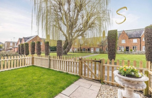 Windsor House | Stylish 3 BED | Central Windsor