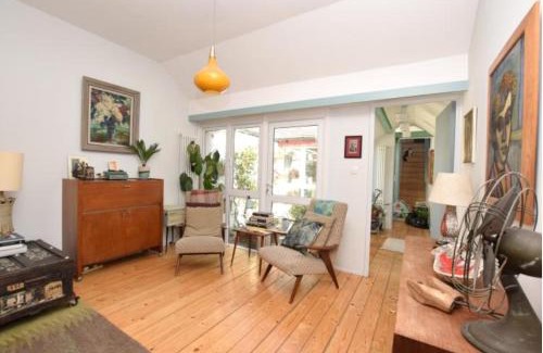 Bermondsey House | Stylish 3 bed house with parking in Bermondsey, SE1