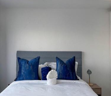 Karibib Apartment | Stylish 3 Bedroom Group Stay