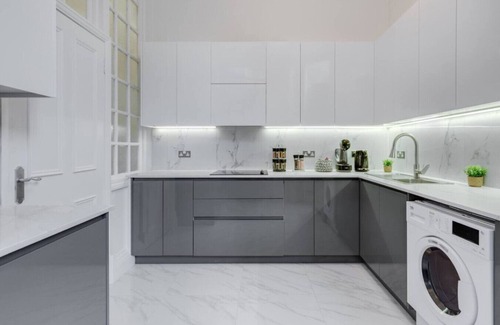 Marylebone Apartment | Stylish 3 Bedroom Luxury Apartment in Harley St.
