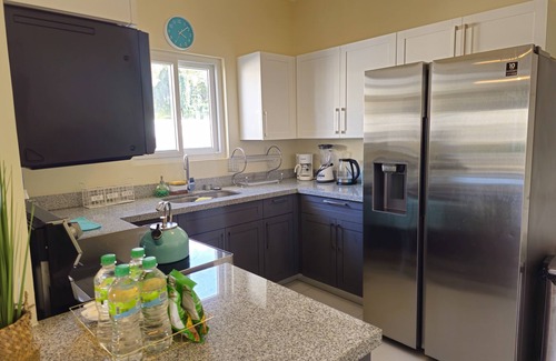 Lucea House | Stylish 3-Bedroom Retreat in Lucea – WiFi, AC, Pools, Beach & More!”
