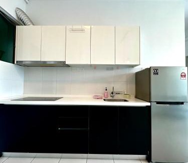 Sungai Buloh Apartment | Stylish 3BR Condo at The Zizz