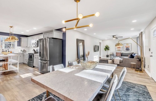 Greenville - Spartanburg House | Stylish 3BR Home: Pet-Friendly, Outdoor Lounge
