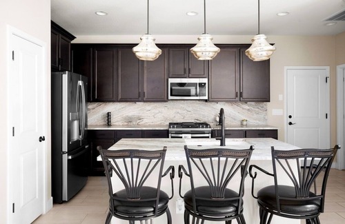 Estrella Village House | Stylish 3BR w/Patio+ Lux Kitchen