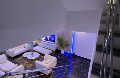 Ikoyi Apartment | Stylish 4-Bedroom Apartment in Ikoyi