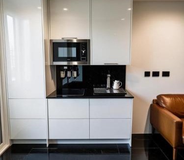 Whitechapel House | Stylish 5BR Home in the Heart of Spitalfields Walk to Brick Lane & Shoreditch