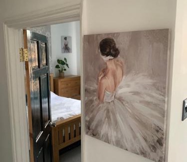 Fishponds Apartment | Stylish 91sqm Victoria 2 bedroom Apartment