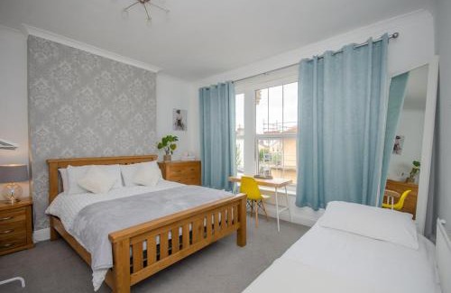Fishponds Apartment | Stylish 91sqm Victoria 2 bedroom Apartment