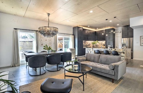 Albuquerque House | Stylish Albuquerque Home about 6 Miles to Downtown!