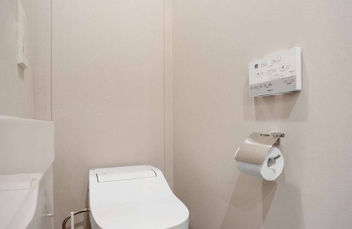 Minato Apartment | Stylish and homey space! // Alt Stay Azabudai 102