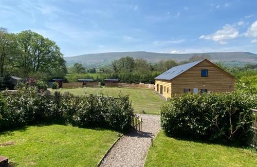 Longtown Apartment | stylish and modern Spacious 2 bedroom apartment