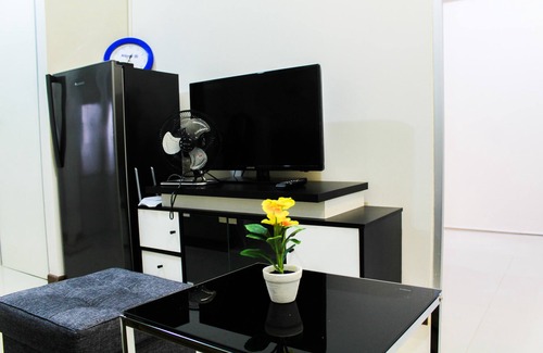 Gading Apartment | Stylish and Posh 1BR Gading Nias Apartment