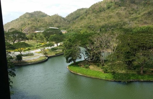 Nasugbu Apartment | Stylish and Spacious 3BR Condo in Pico De Loro