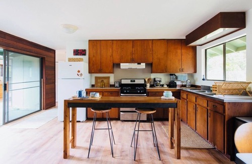 Pupukea Cabin | Stylish and spacious two bedroom home in paradise