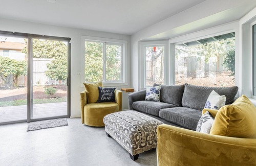 West End House | Stylish and Sunny Modern Oasis | Backyard | Grill