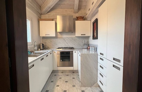San Polo Apartment | Stylish apartment 5 min walk from Rialto 360 degree panoramic view