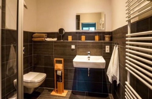 Zentrum-Ost Apartment | ***Stylish apartment at the Main Station / 2 BR / up to 5 Pers.***