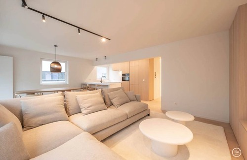 Knokke Apartment | Stylish apartment in Knokke - Balcony, city view &