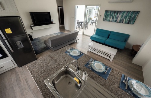 Puerto Ayora Apartment | Stylish apartment with Private Terrace