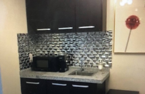 Westlake Apartment | Stylish Apartment in Koreatown! Central Location!