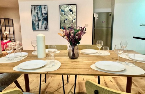 Dubai Marina Apartment | Stylish apartment in JBR - Bahar 1, Close to beach, 3 beds, great facilities
