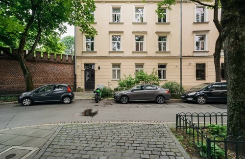 City Centre Apartment | Stylish Apartment in the Old Town Center