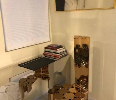 Downtown Los Angeles Apartment | Stylish Apartment in Koreatown! Central Location!