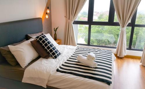 Kajang Apartment | Stylish Apartment - Saujana Impian, Kajang 3R 2B fits 5