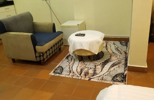 Upanga East Apartment | Stylish apartment with free Wi-Fi and Pool and Gym