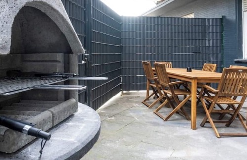 Rathaus Wattenscheid Apartment | Stylish apartment with terrace for up to 6 people