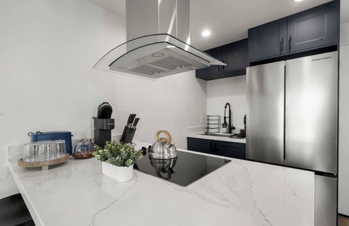 Reseda House | Stylish Brand-new ADU in Reseda