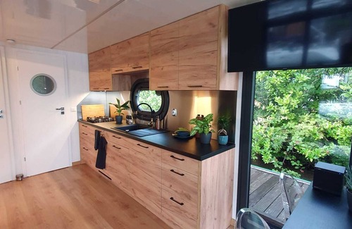 Monnickendam Boat Rental | Stylish, Brand-new Houseboat in Monnickendam, Near Amsterdam