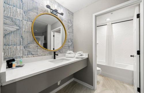 Garden Hills Apartment | Stylish Buckhead Condo: Your Urban Getaway in Atlanta