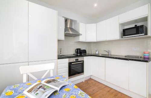 Camden Town with Primrose Hill Apartment | Stylish Camden Town Apartments