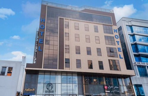 Jeddah House | Stylish & Central King Stay | Palette Luxury MAS