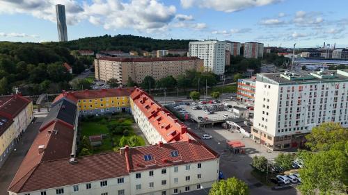 Lundby Apartment | Stylish, Central Studio Close to Tram & Shops