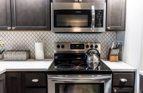 Playhouse Square Apartment | Stylish Chic Downtown Apartment