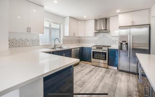 Mar Vista Apartment | Stylish Coastal House in Heart of Santa Monica