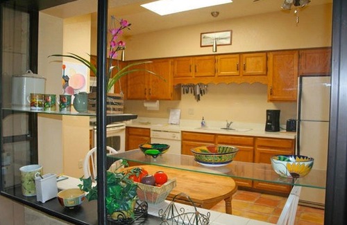Desert Hills Estates House | Stylish, Comfy 1450 Sq. Ft. Townhome with Saltillo Tile & Sunny AZ Room