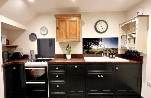 Penrith House | Stylish & cosy barn near Michelin-starred pub
