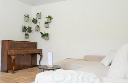 Binsdorf House | Stylish Country House Happiness