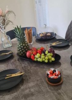 Hoxton Apartment | Stylish & Cozy 2-Bedroom Flat in Hoxton & Shoreditch