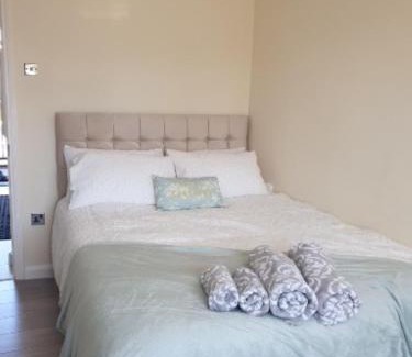 Hoxton Apartment | Stylish & Cozy 2-Bedroom Flat in Hoxton & Shoreditch