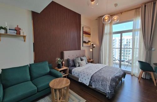 Discovery Gardens Apartment | Stylish Cozy Studio with Netflix - Close to Metro