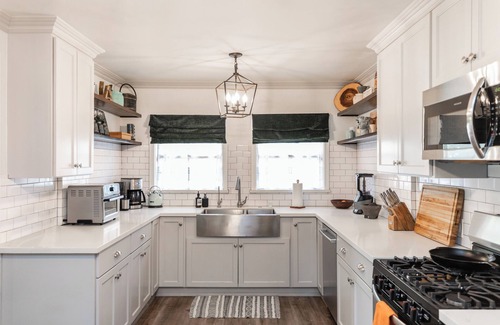 Park Mesa Heights House | Stylish Craftsman w/Garden Oasis in Central LA