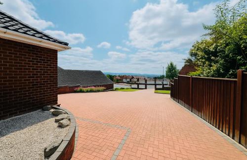 Cradley Villa | Stylish Detached Bungalow