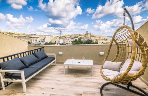 Ghajnsielem Apartment | Stylish Duplex 3 Bedroom Jacuzzi, BBQ, Scenic Views